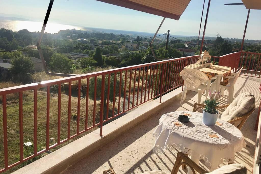 Eva Apartment With Great View Epanomi Luaran gambar